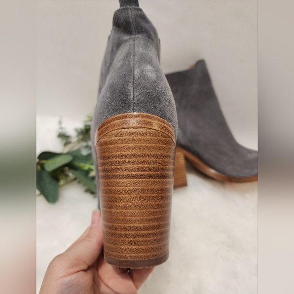 New Marc Fisher Alva Bootie 8.5 blue - Picture 14 of 14